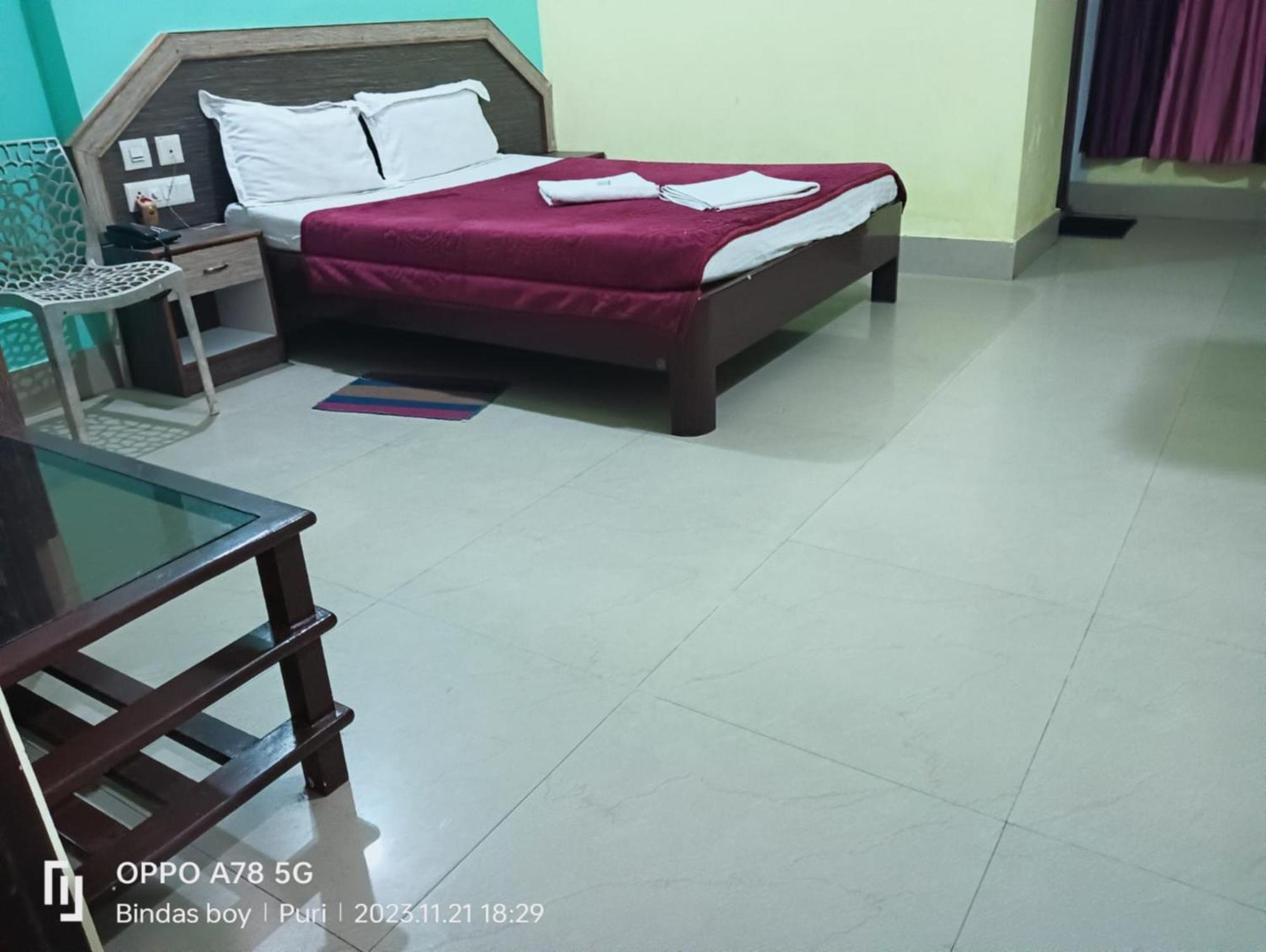 Hotel D2 Holiday Inn -Near Niladri Sea Beach - Puri - Official Verified エクステリア 写真